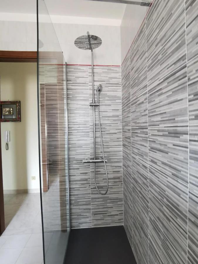 Lorenzo Guest Suite With Free Private Parking-- Cantieri Culturali Palermo Ngoại thất bức ảnh