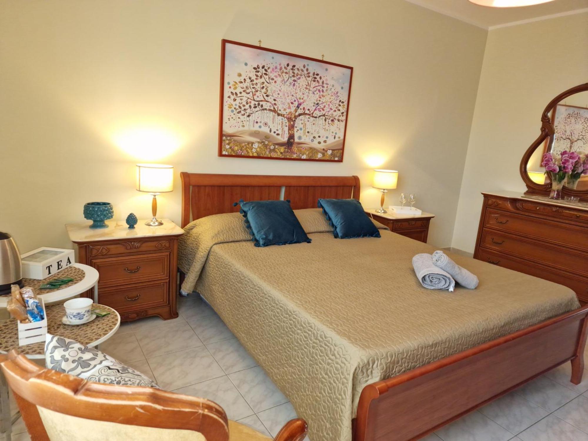 Lorenzo Guest Suite With Free Private Parking-- Cantieri Culturali Palermo Ngoại thất bức ảnh