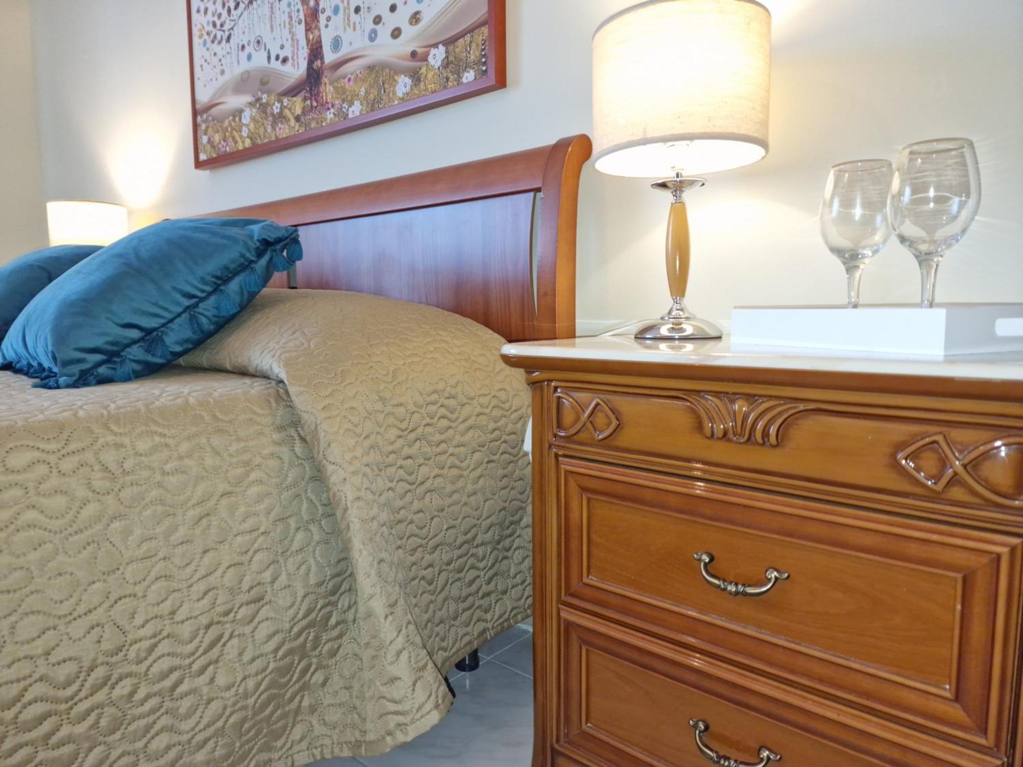 Lorenzo Guest Suite With Free Private Parking-- Cantieri Culturali Palermo Ngoại thất bức ảnh
