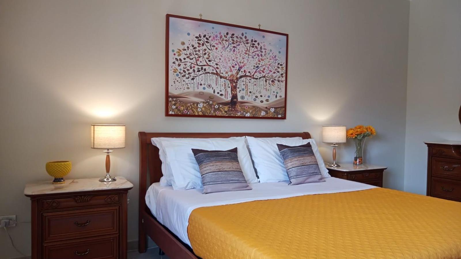 Lorenzo Guest Suite With Free Private Parking-- Cantieri Culturali Palermo Ngoại thất bức ảnh