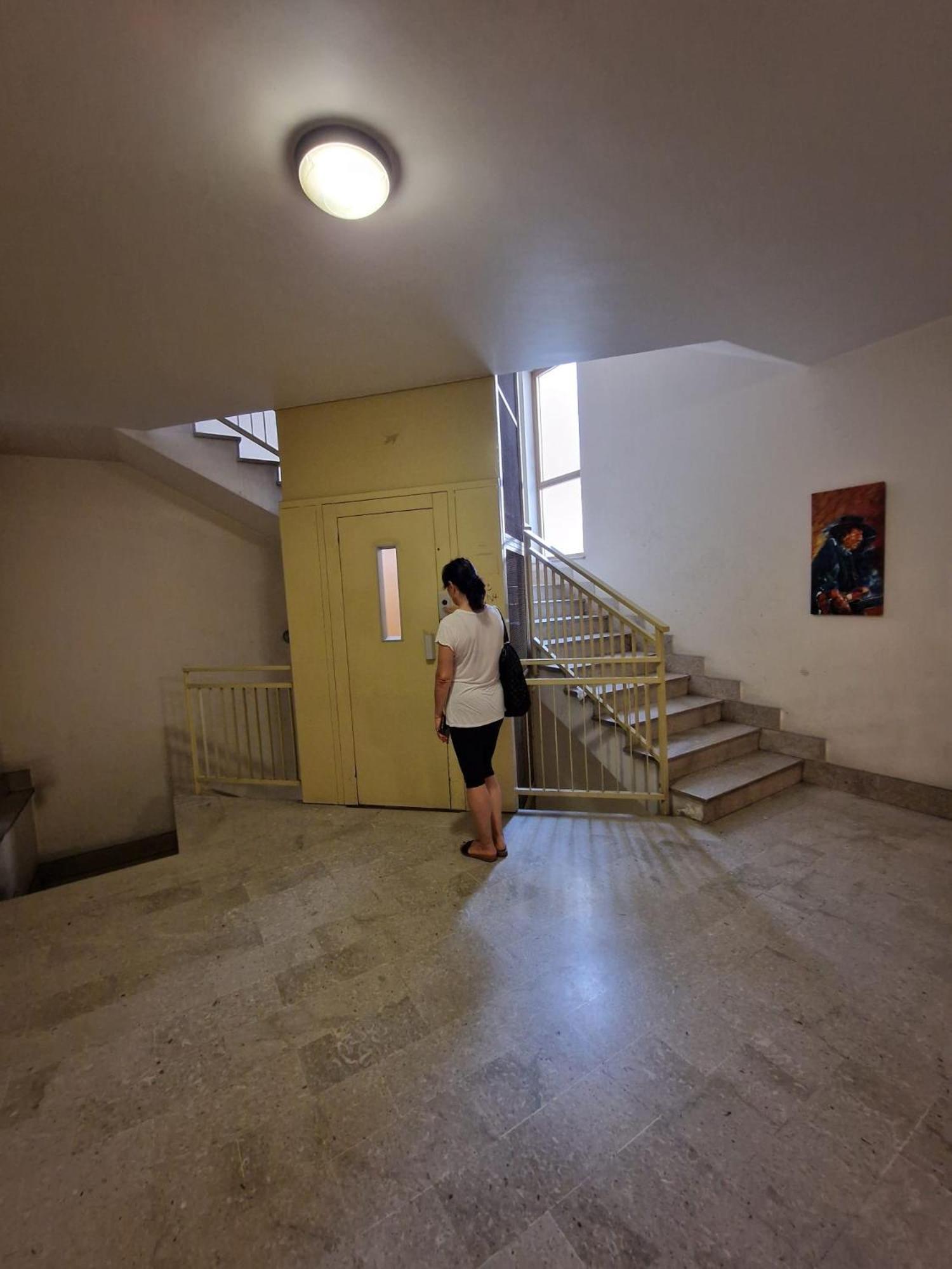 Lorenzo Guest Suite With Free Private Parking-- Cantieri Culturali Palermo Ngoại thất bức ảnh